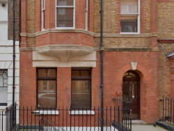 Recover Therapy, 19 Nassau Street. David Gilmour is a Psychotherapist and counsellor who treats at two locations in London and Kent.